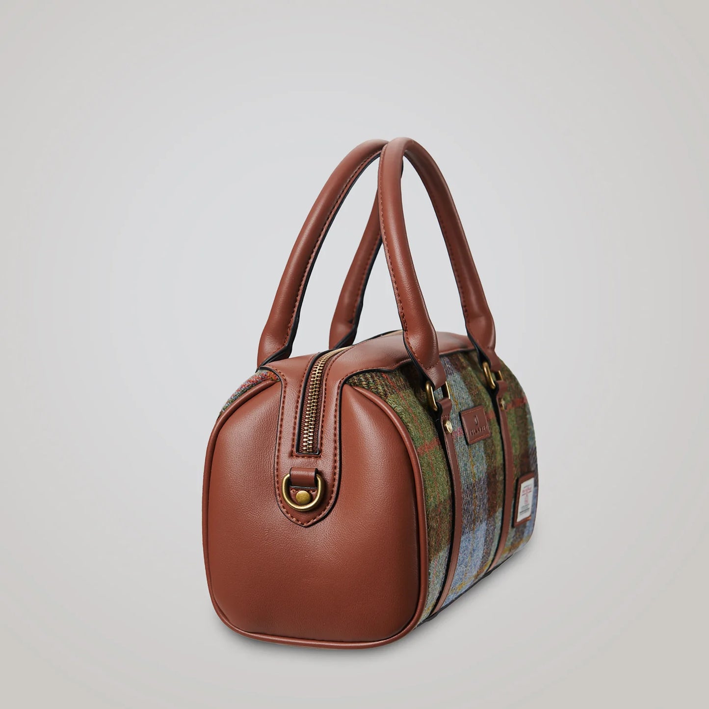 The Medium Duffel Bag - Harris Tweed® Duffel Bag von islander®