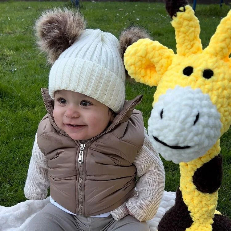 Tumbles, die Stofftier-Giraffe - The Wonky Woolins